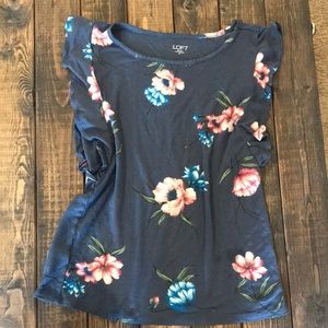🌟5 for $20 Loft Navy Floral Flutter Sleeve Tank